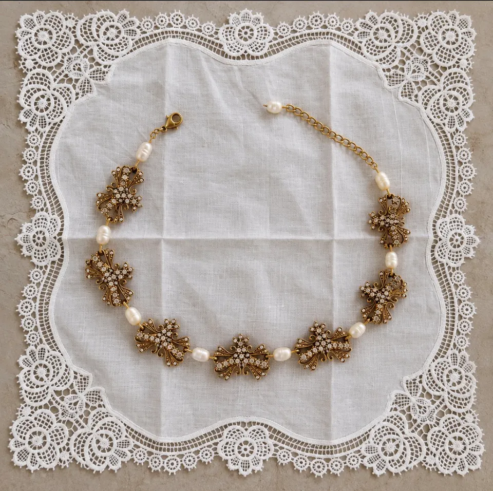 Collar Afrodita