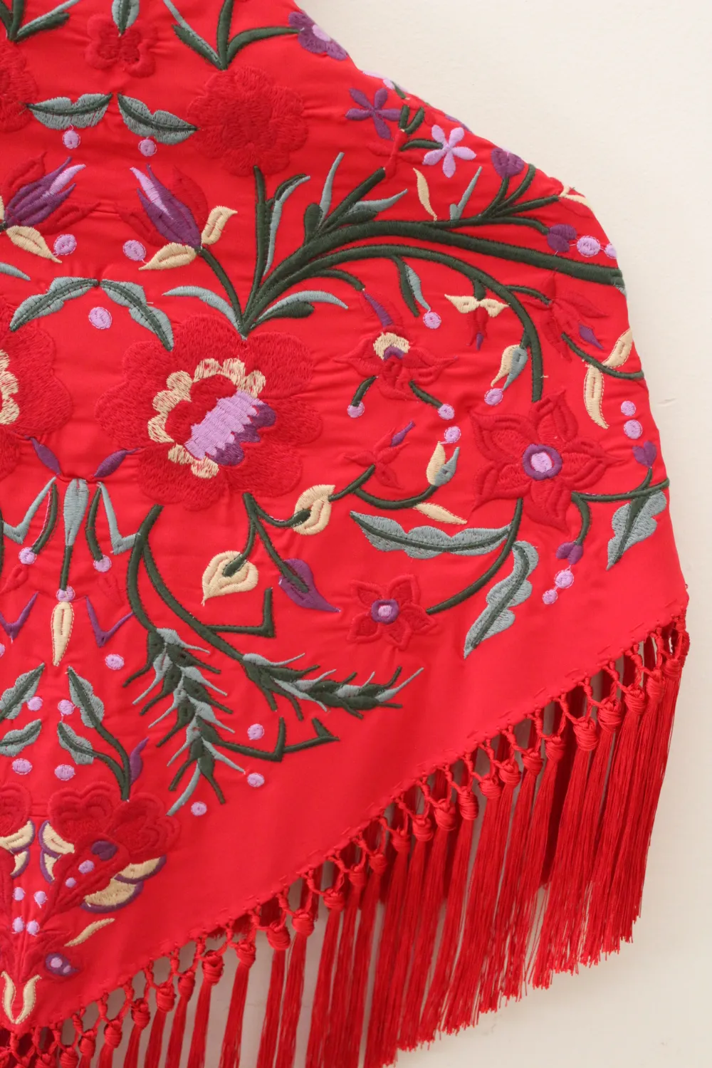 Manton Cillo Clavel Rojo miniatura 4
