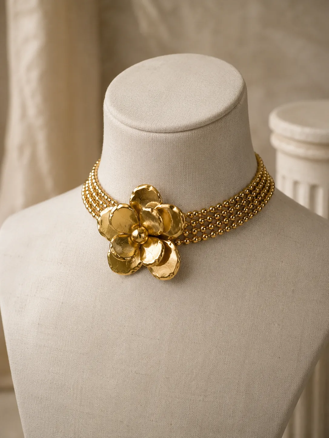 Choker Dorado Flor - vista alterna